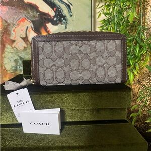 Coach Signature Brown and Gray Wallet / NWT